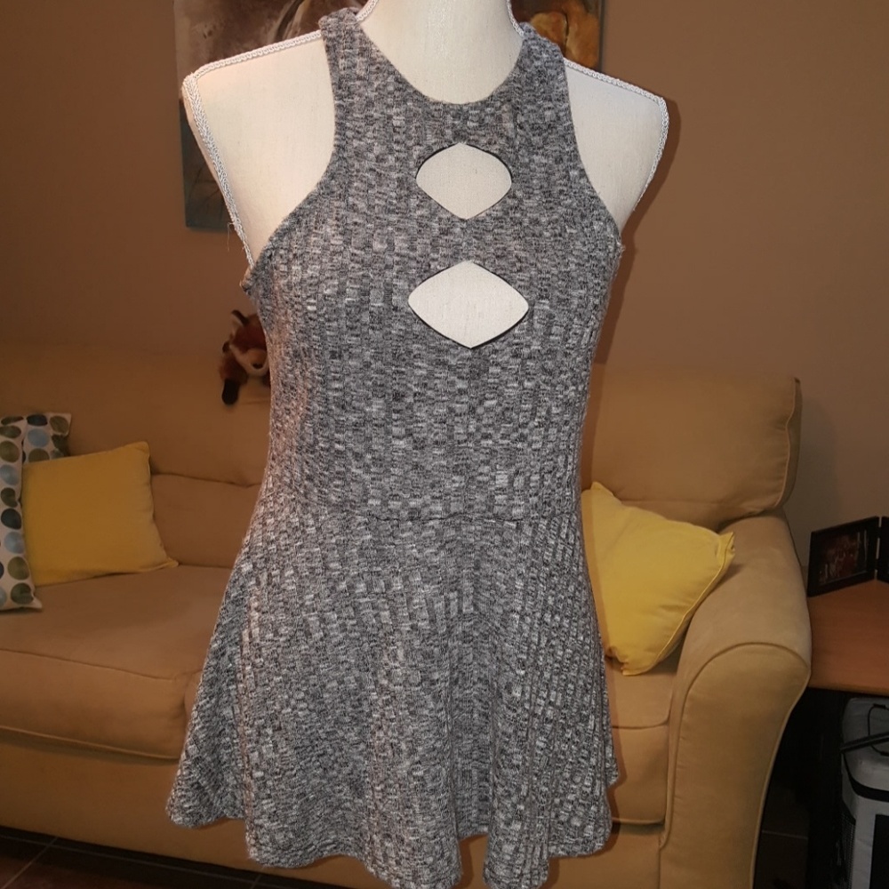 BKEred Cutout halter top